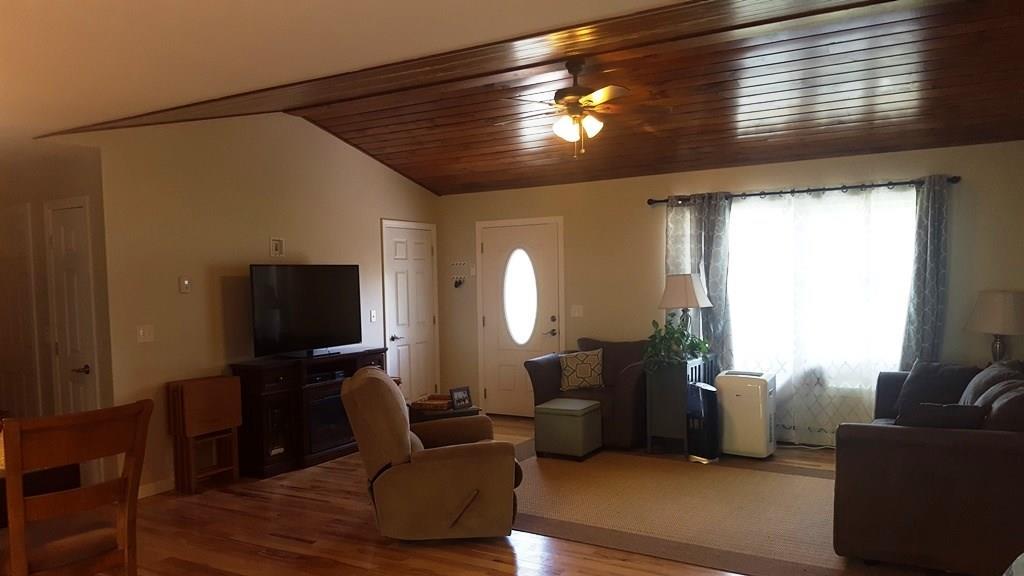 76 Field Road Sidney, ME 04330 - Photo 5 of 17 Photo