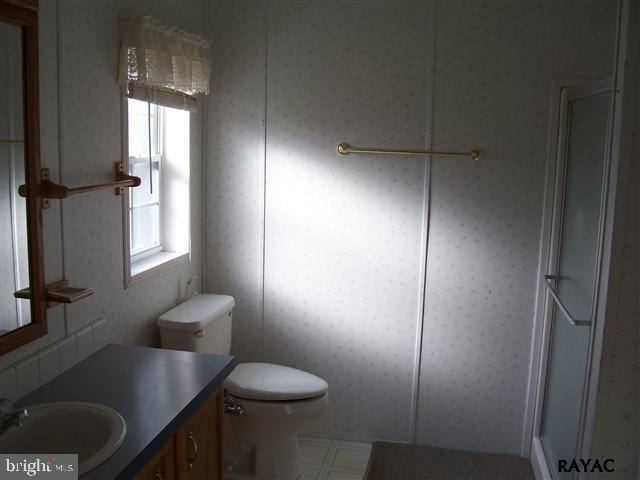 208 Runaway Road Abbottstown, PA 17301 - Photo 12 of 18 Gallery Image 12
