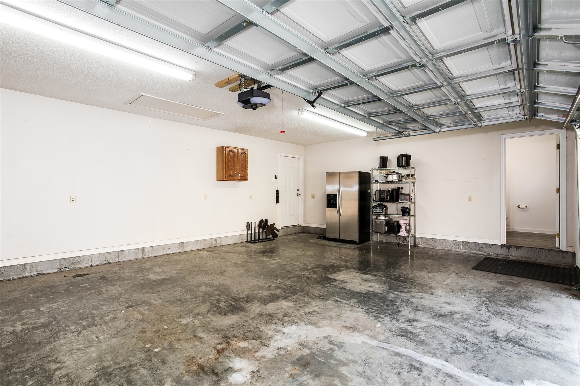 17098 Cross Branch Road Hilliard, FL 32046 - Photo 21 of 48 2 Car Garage with 1/2 Bath