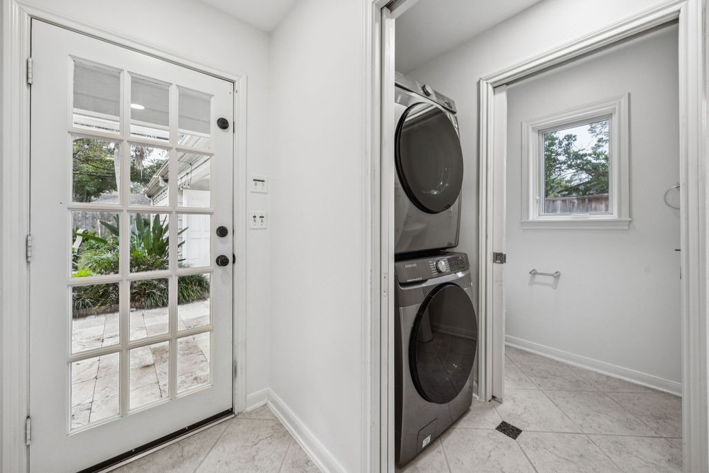 10103 Pine Forest Road Houston, TX 77042 - Photo 31 of 44