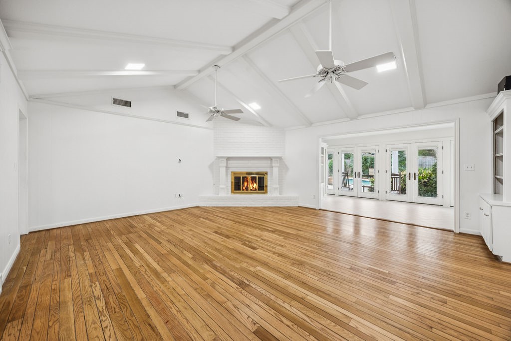 10103 Pine Forest Road Houston, TX 77042 - Photo 6 of 44