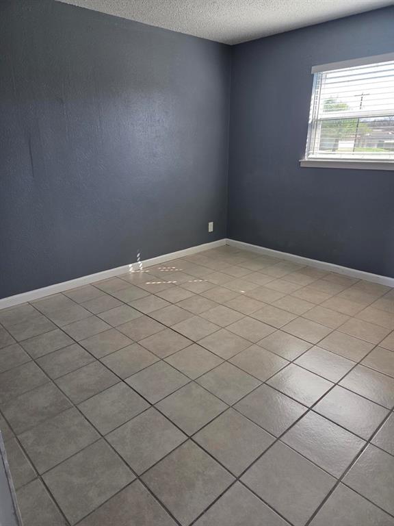 705 Santa Rosa Drive Killeen, TX 76541 - Photo 4 of 9
