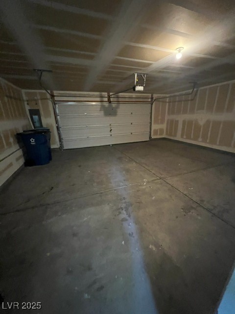 4561 Woolcomber Street Las Vegas, NV 89115 - Photo 17 of 19 View of garage