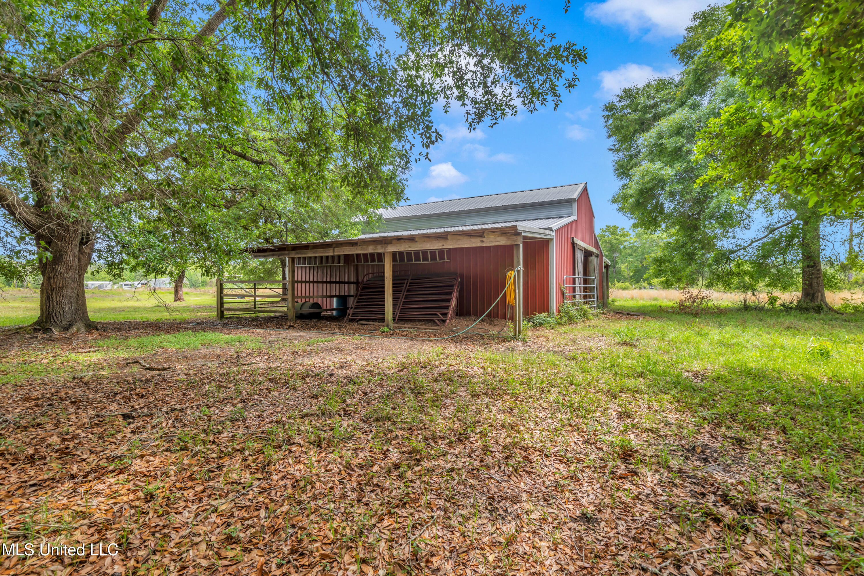 11300 Max Bryant Road Moss Point, MS 39562 - Photo 16 of 51 11300MaxBryantRd-16