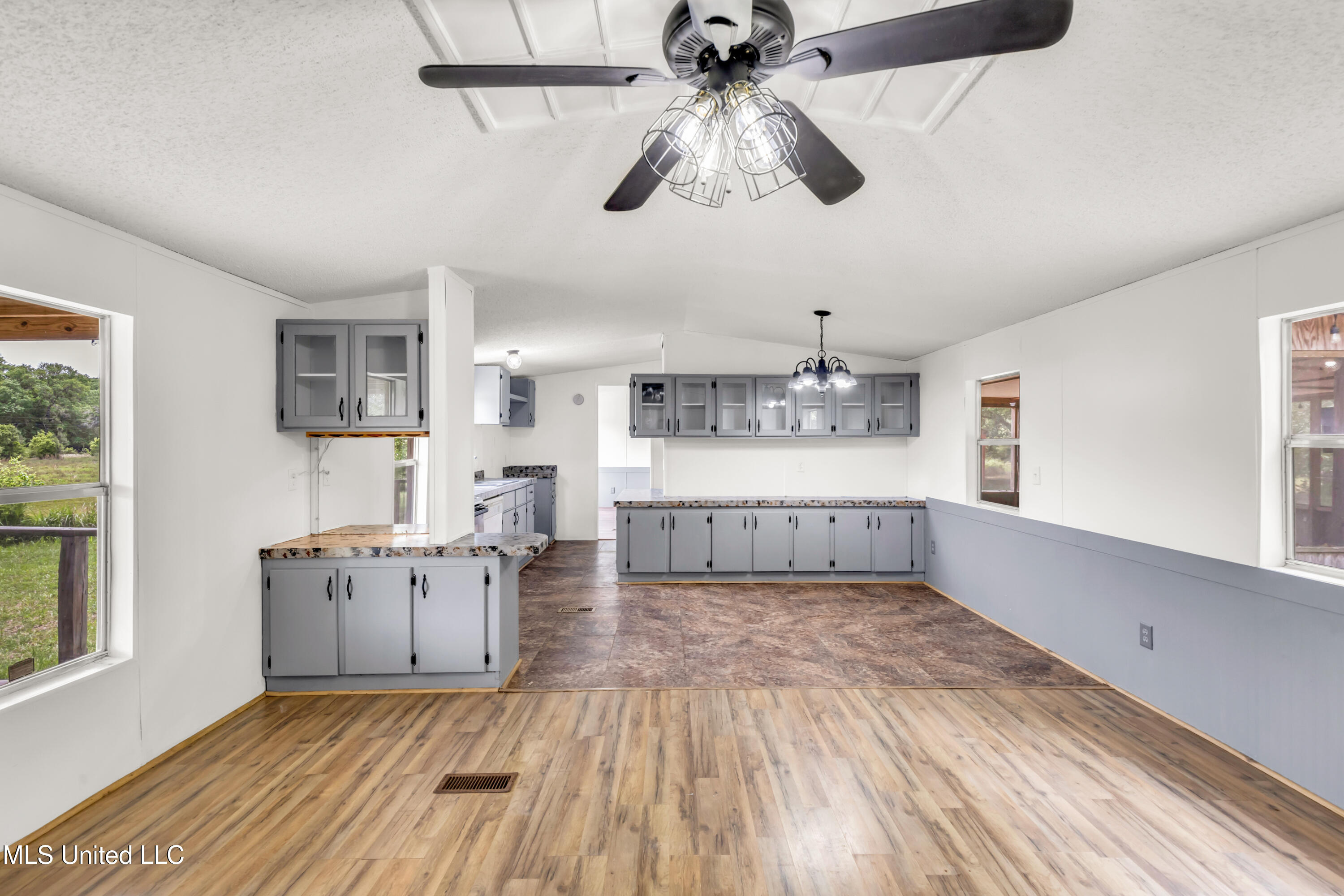 11300 Max Bryant Road Moss Point, MS 39562 - Photo 28 of 51 11300MaxBryantRd-28