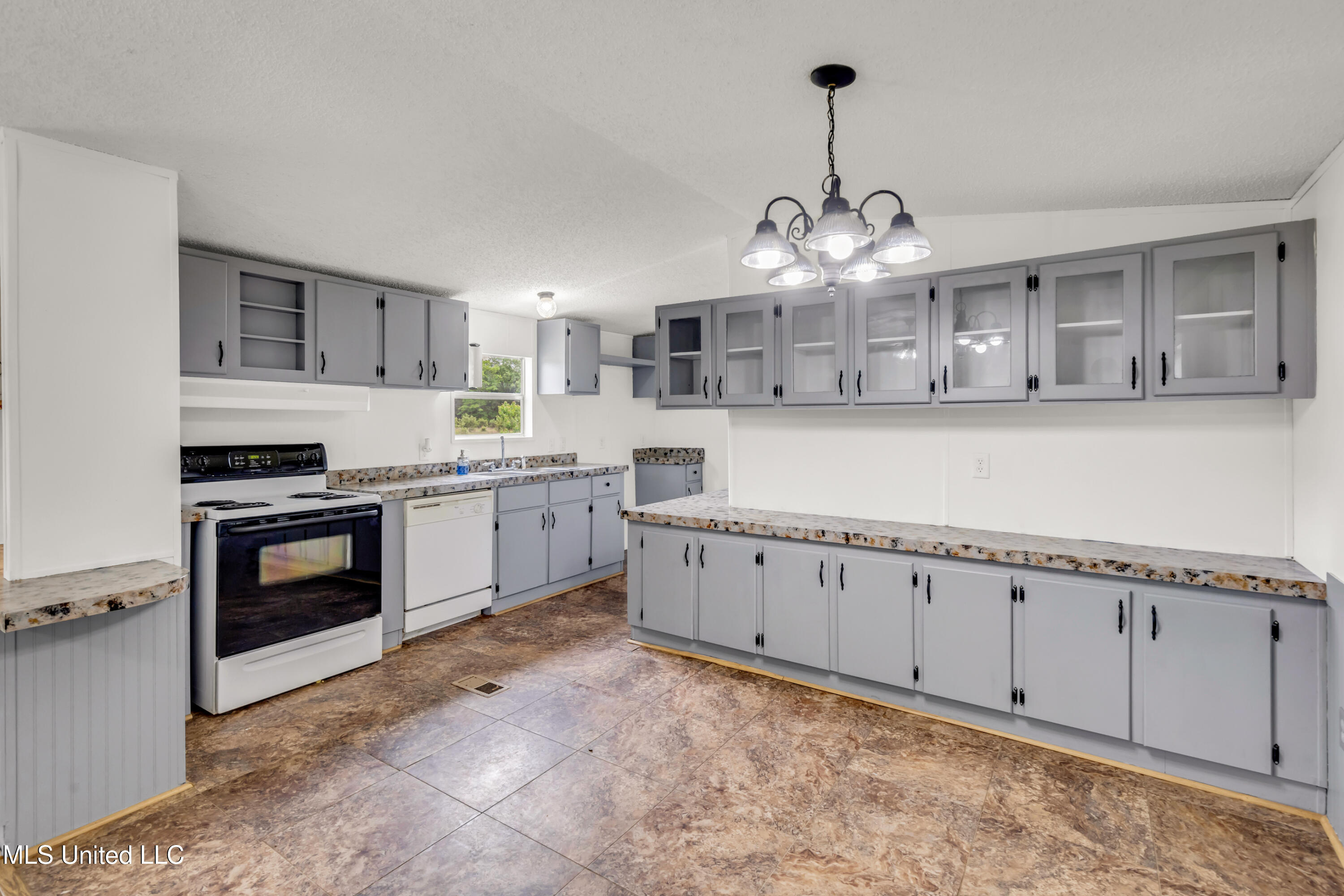 11300 Max Bryant Road Moss Point, MS 39562 - Photo 30 of 51 11300MaxBryantRd-30