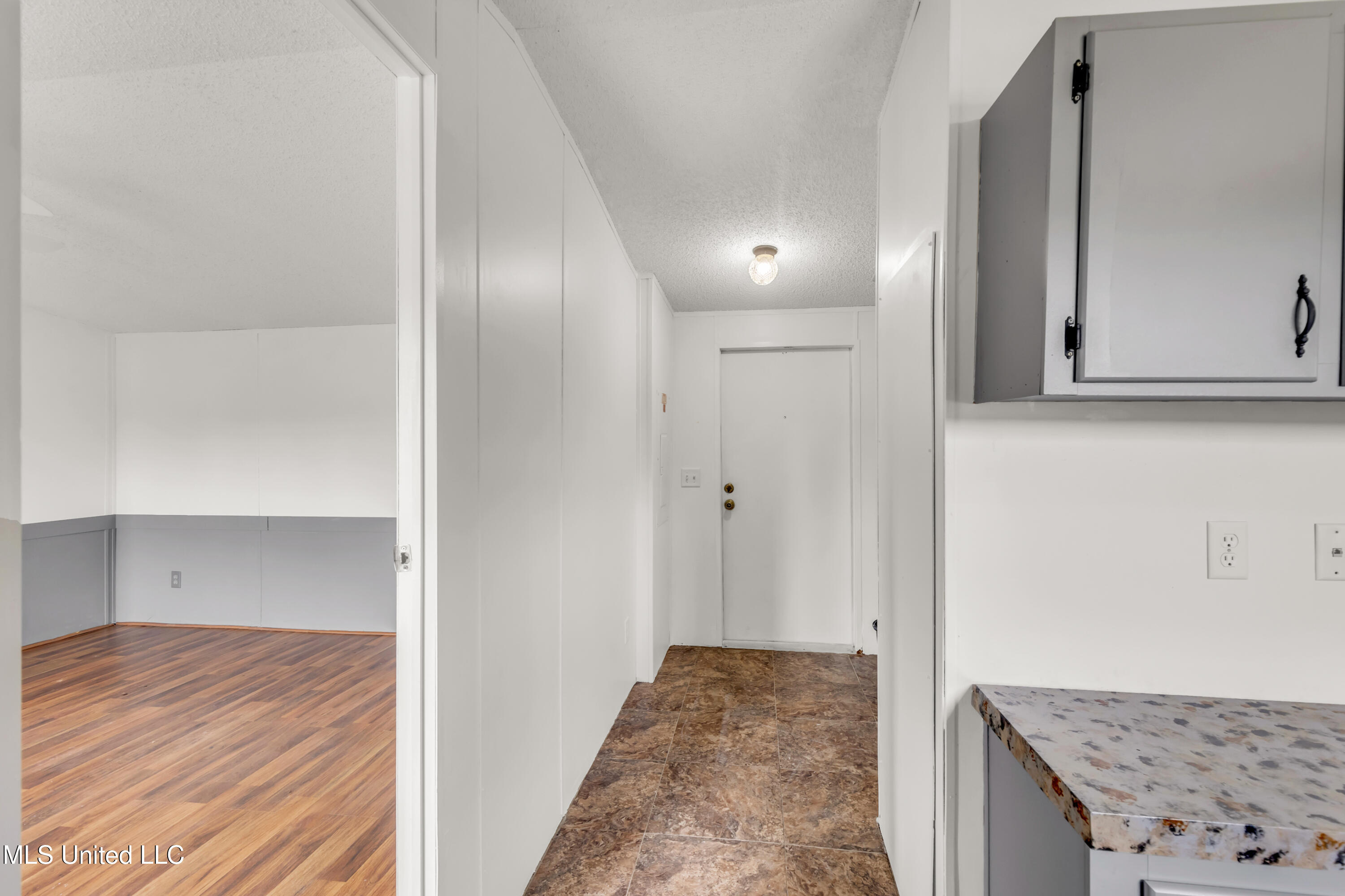 11300 Max Bryant Road Moss Point, MS 39562 - Photo 33 of 51 11300MaxBryantRd-33