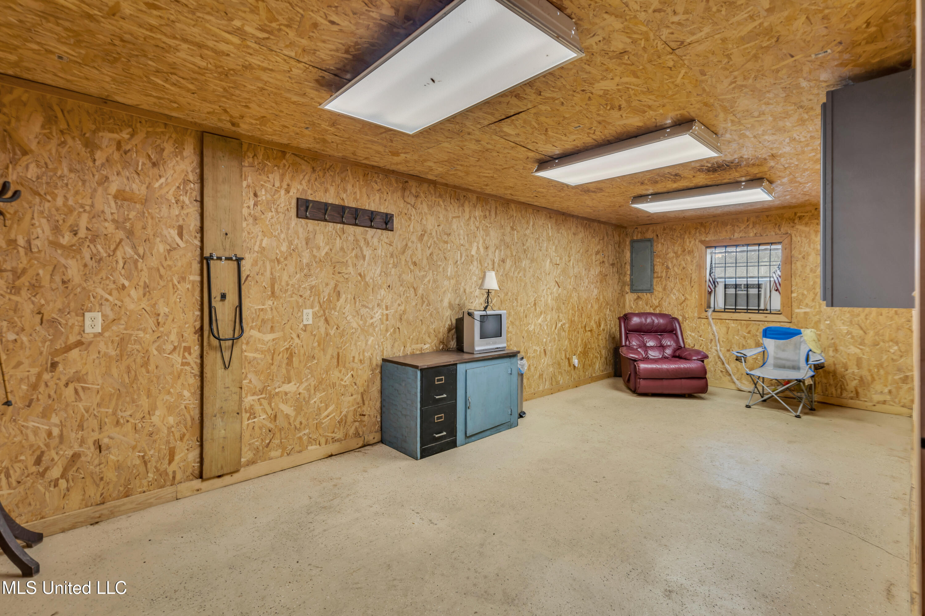 11300 Max Bryant Road Moss Point, MS 39562 - Photo 10 of 51 11300MaxBryantRd-10