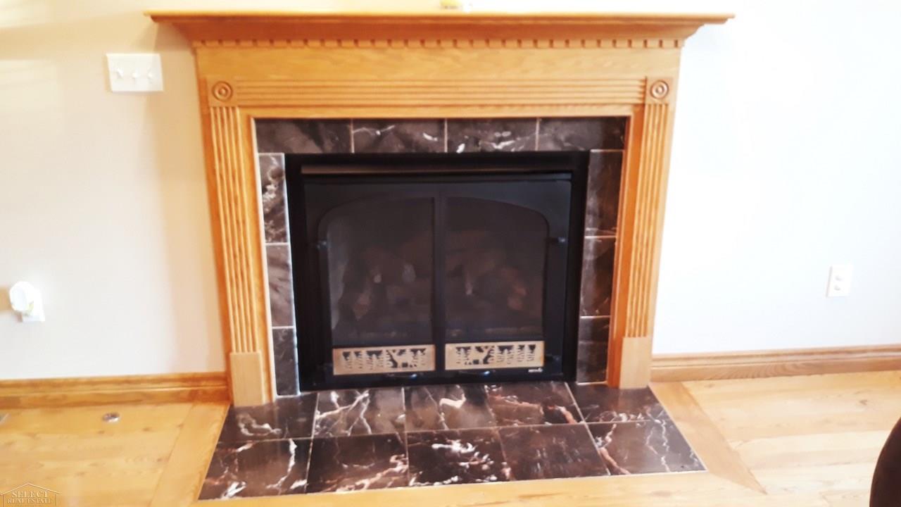2442 Reeves Road Memphis, MI 48041 - Photo 19 of 35 31390877-19.JPG