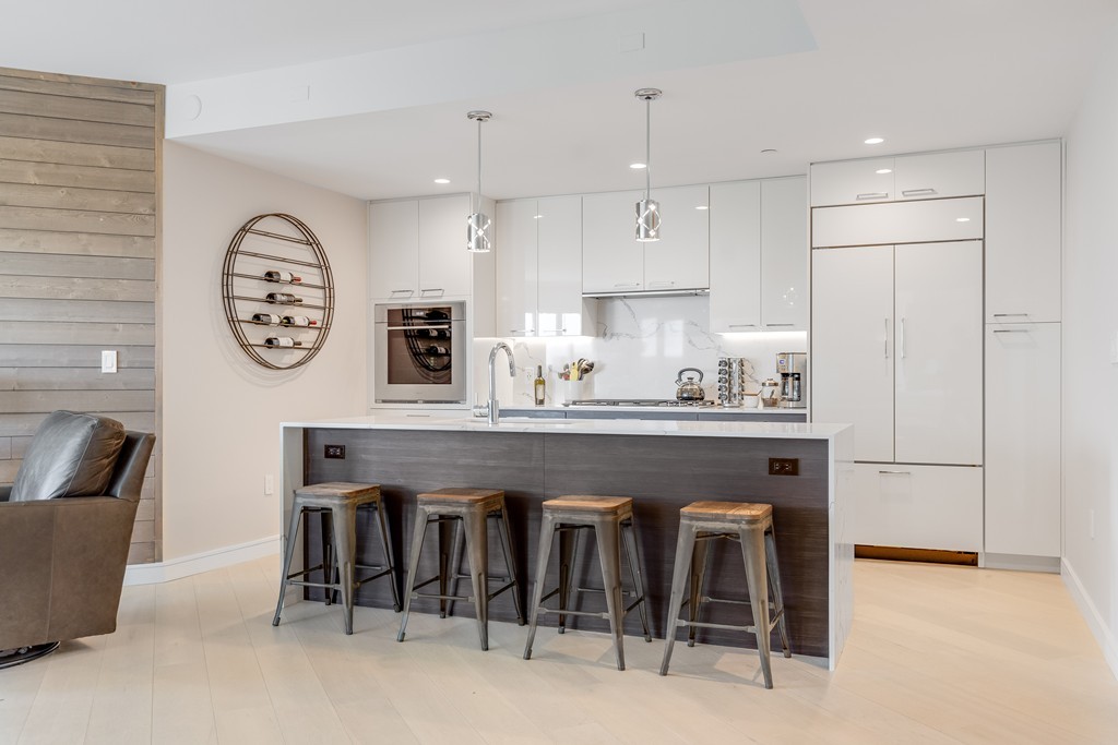 110 Broad Street, Unit 902 Boston, MA 02110 - Photo 13 of 17