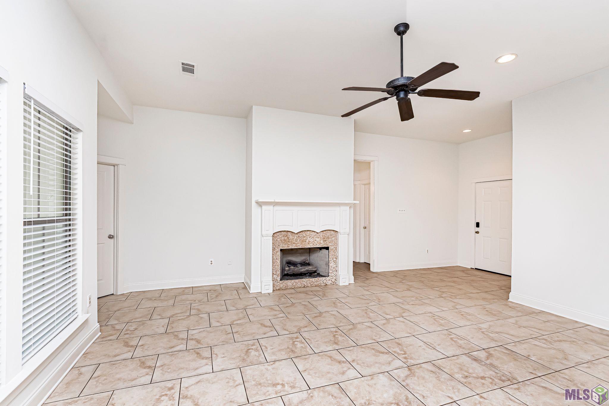 9402 Boone Avenue Baton Rouge, LA 70810 - Photo 4 of 21 Gallery Image 4