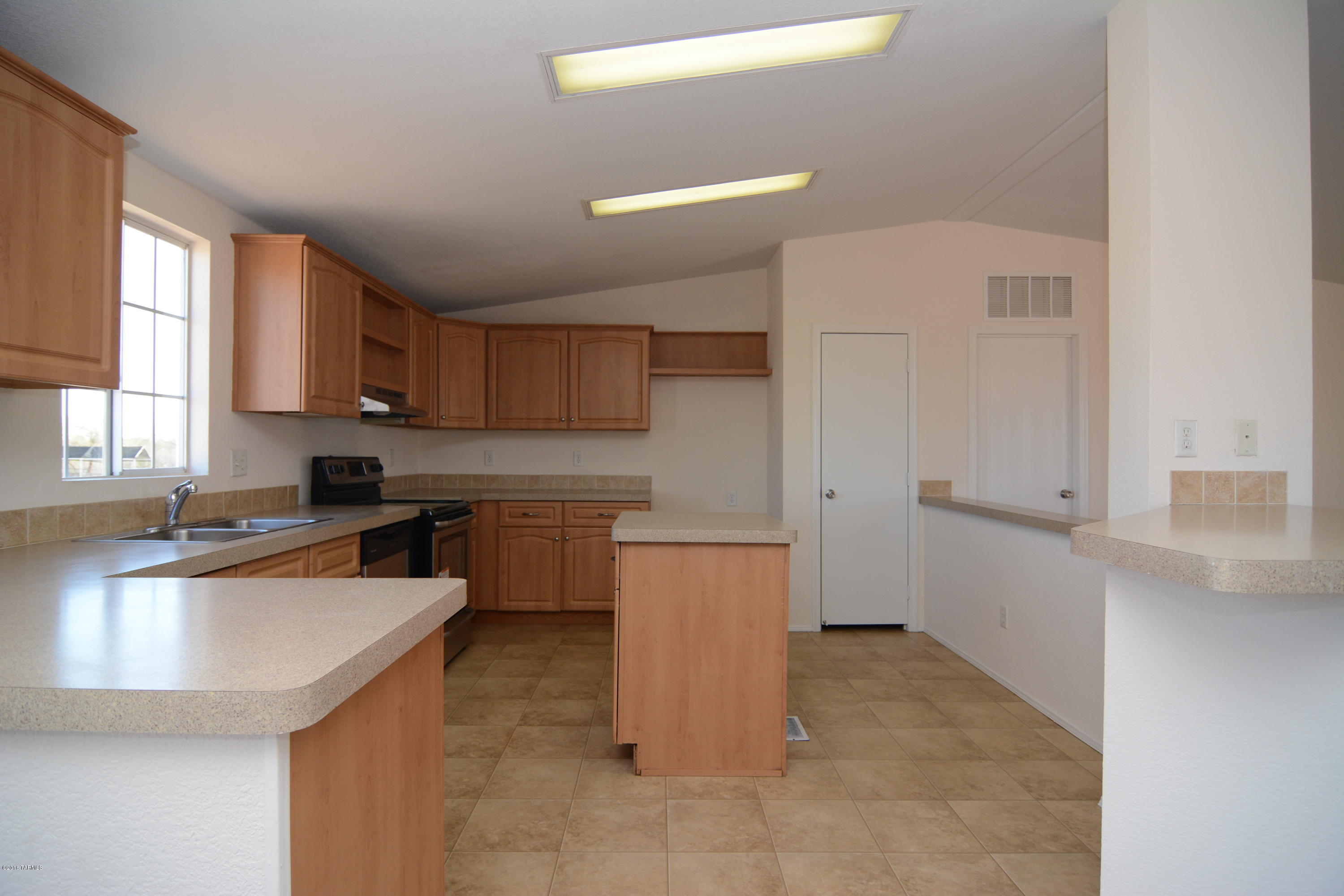 12110 North Musket Road Marana, AZ 85653 - Photo 5 of 20 Gallery Image 5