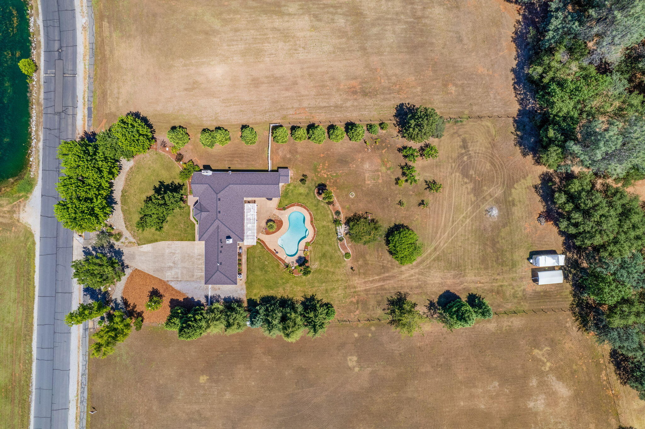 13087 Spring Lake Street Redding, CA 96003 - Photo 70 of 80 72-web-or-mls-BiggerFlow Real Estate Med