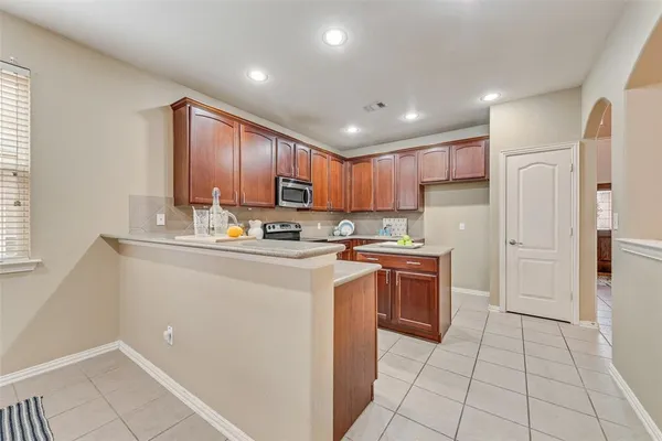 $359,000 | 1429 Samantha Creek Drive, Little Elm, TX 75068
