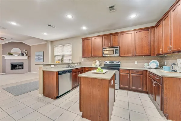 $359,000 | 1429 Samantha Creek Drive, Little Elm, TX 75068