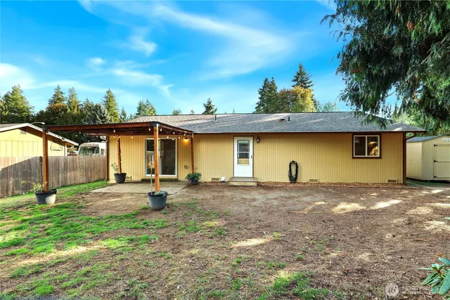 $475,000 | 250 Northeast Silver Pine Drive, Bremerton, WA 98311