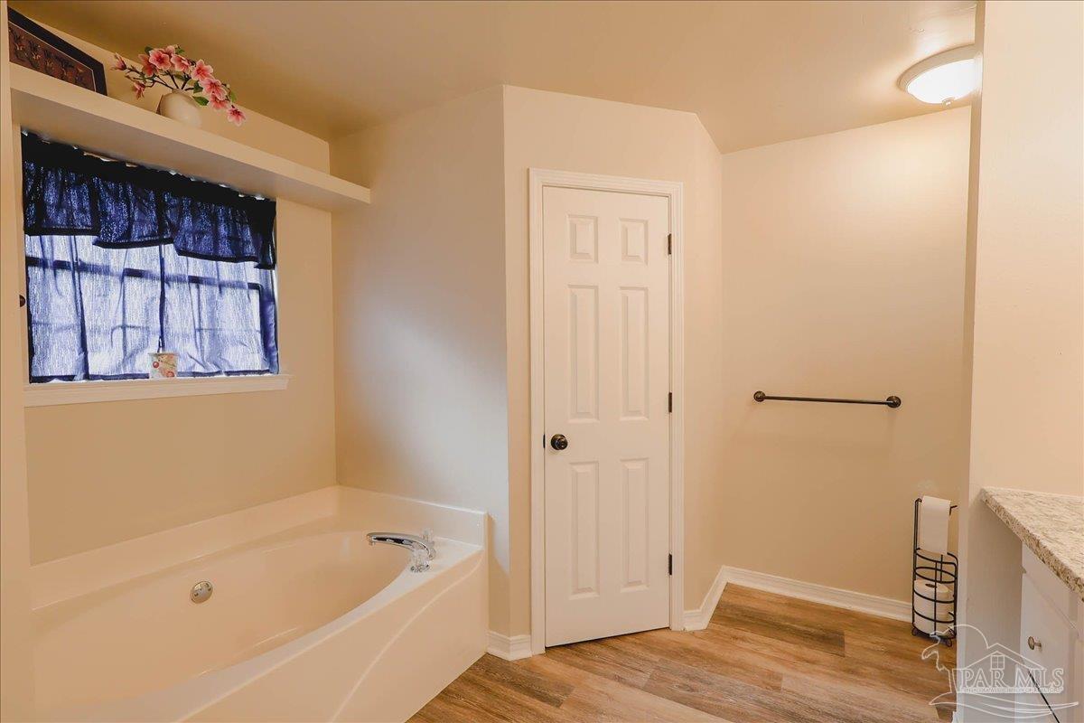 7132 Jennifer Road Pensacola, FL 32526 - Photo 28 of 40 Gallery Image 28
