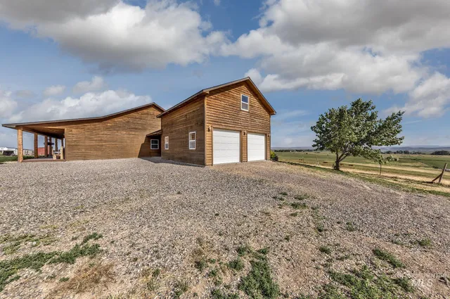 $1,300,000 | 2175 Graham Boulevard, Vale, OR 97918