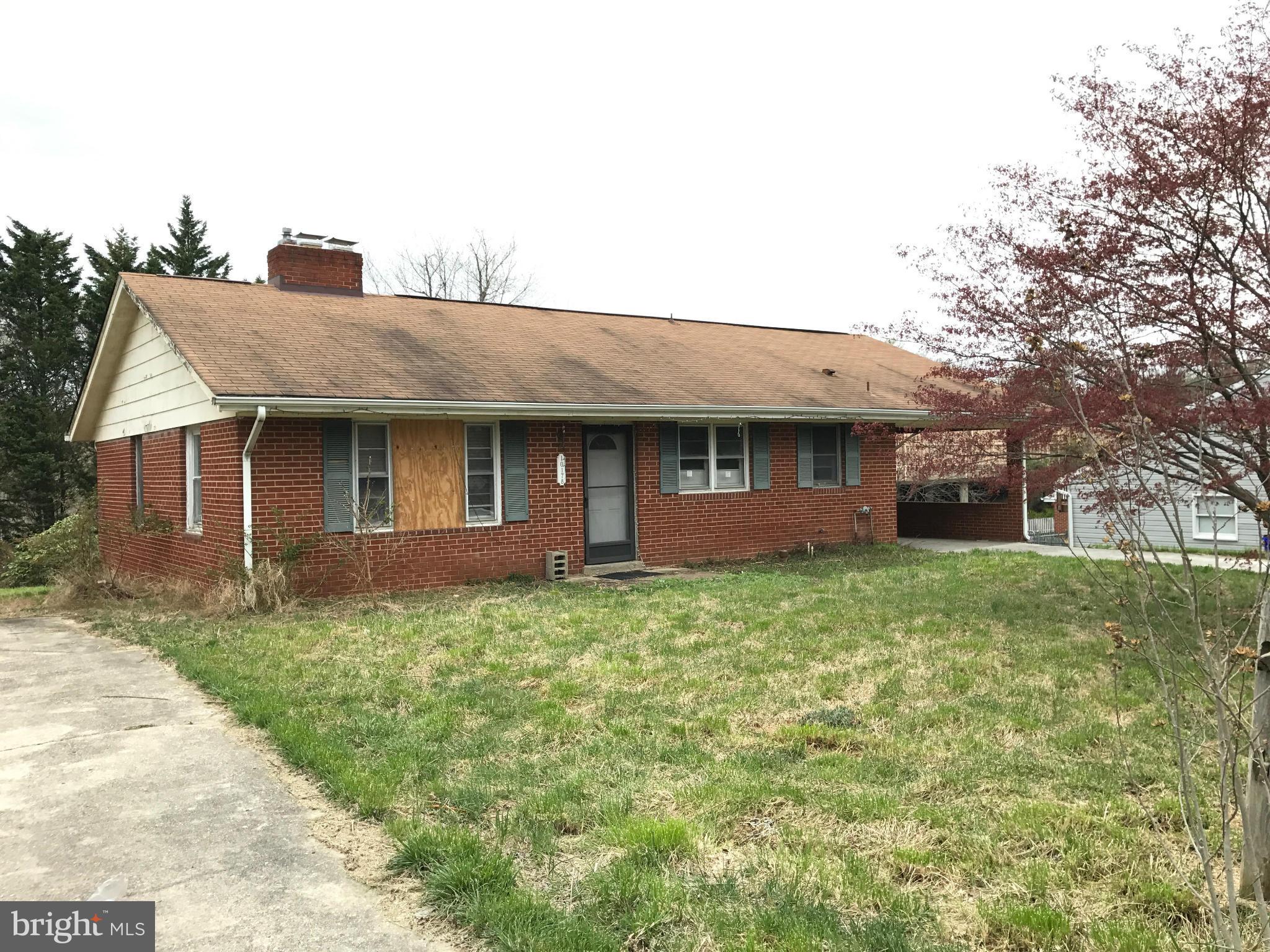 10178 High Ridge Road Laurel, MD 20723 - Photo 1 of 18 a view of a house with a garden