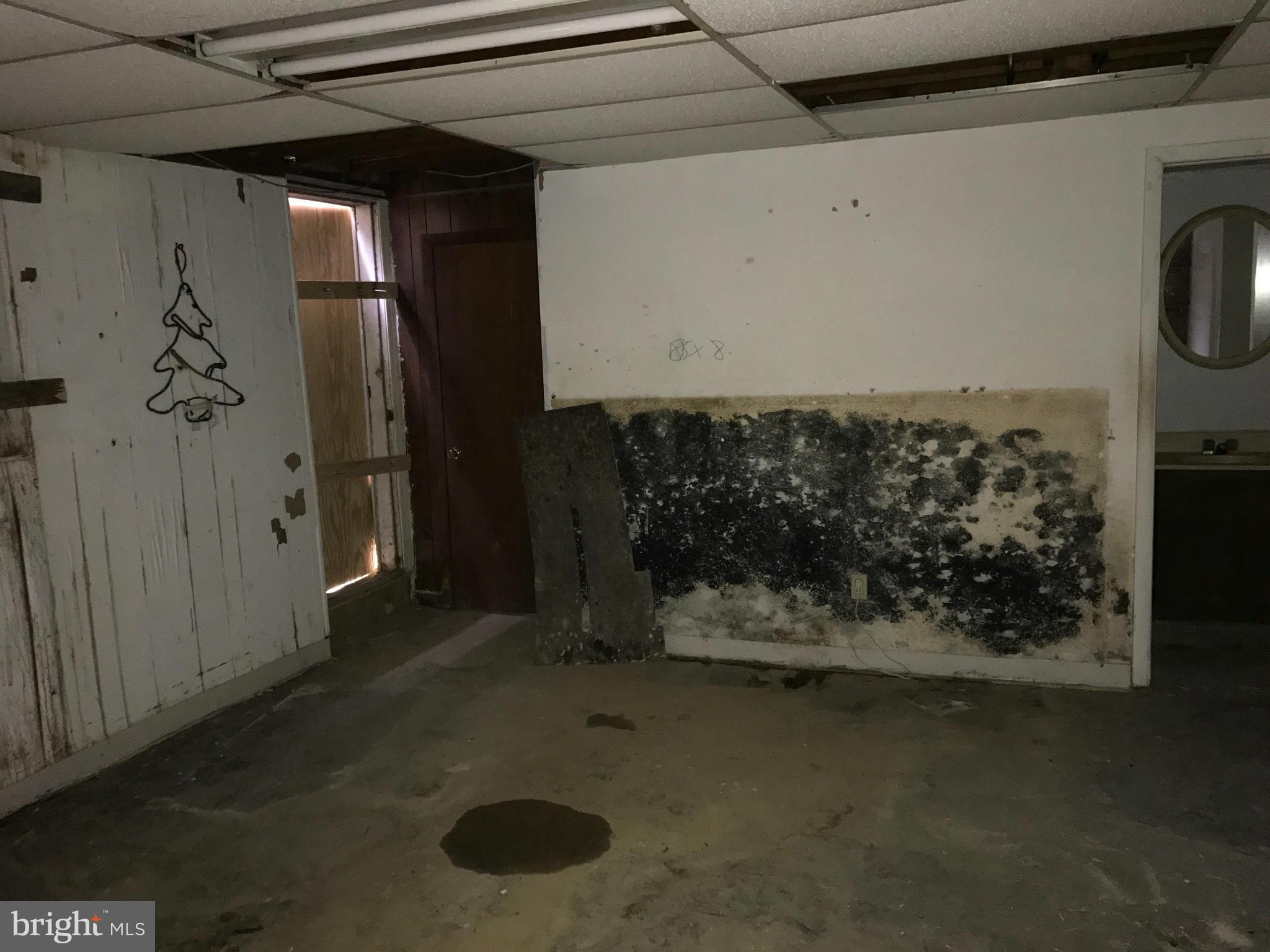10178 High Ridge Road Laurel, MD 20723 - Photo 14 of 18 a view of a storage