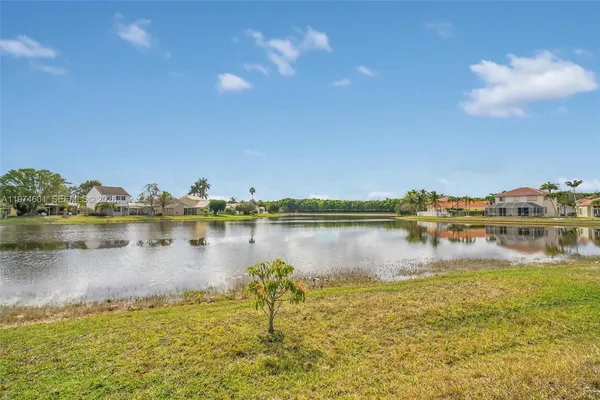 $4,950 | 659 Vista Meadows Drive, Weston, FL 33327