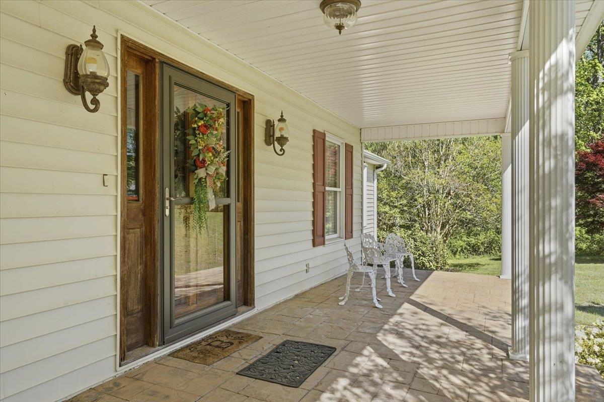 310 Holly Springs Road Inman, SC 29349 - Photo 4 of 32