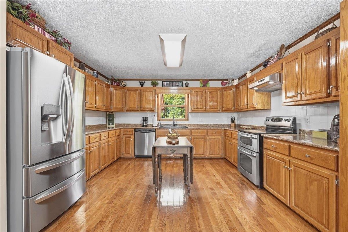 310 Holly Springs Road Inman, SC 29349 - Photo 9 of 32