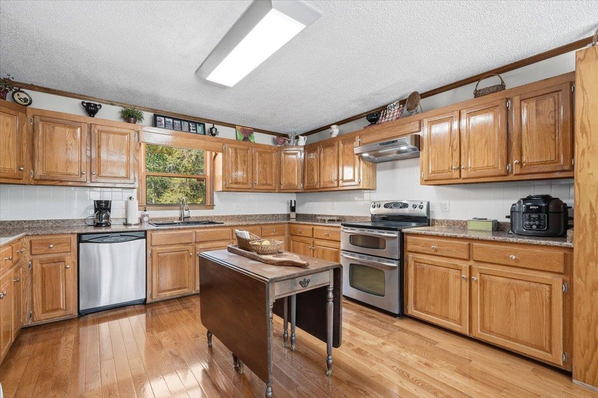 310 Holly Springs Road Inman, SC 29349 - Photo 10 of 32