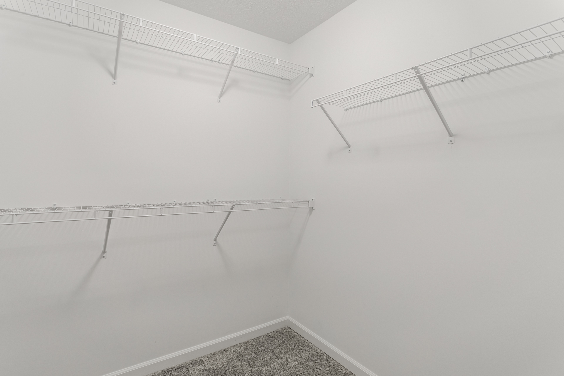 174 Lynnette Way Indianapolis, IN 46229 - Photo 27 of 40