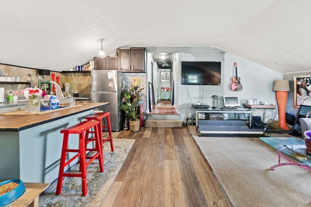 402 23rd Street South Fargo, ND 58103 - Photo 6 of 32