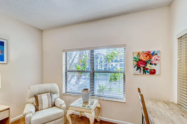 $3,000 | 200 Uno Lago Drive, Unit 105, Juno Beach, FL 33408