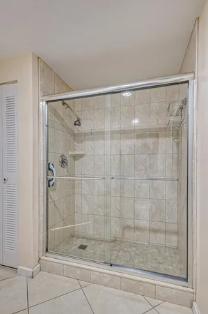 $3,000 | 200 Uno Lago Drive, Unit 105, Juno Beach, FL 33408