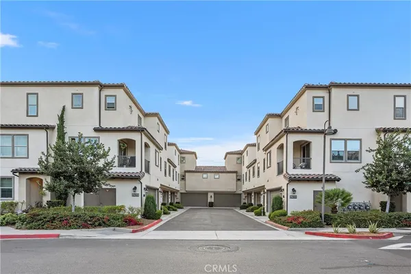 $749,000 | 4366 Pacifica Way, Unit 7, Oceanside, CA 92056