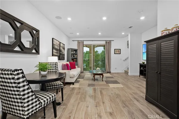 $749,000 | 4366 Pacifica Way, Unit 7, Oceanside, CA 92056