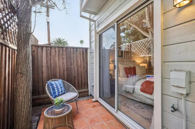 $998,000 | 979 Pinto Palm Terrace, Unit 45, Sunnyvale, CA 94087