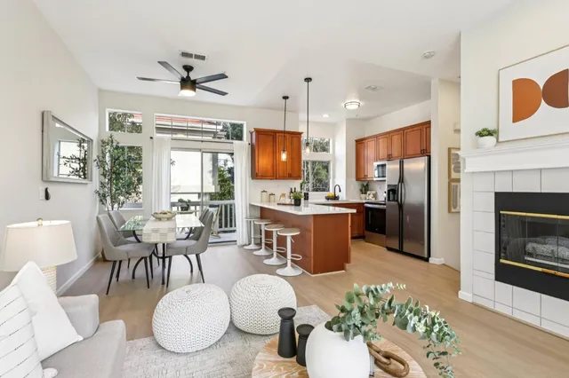 $998,000 | 979 Pinto Palm Terrace, Unit 45, Sunnyvale, CA 94087