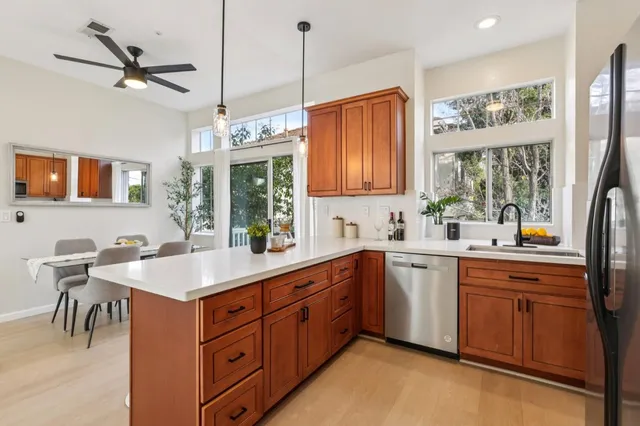 $998,000 | 979 Pinto Palm Terrace, Unit 45, Sunnyvale, CA 94087