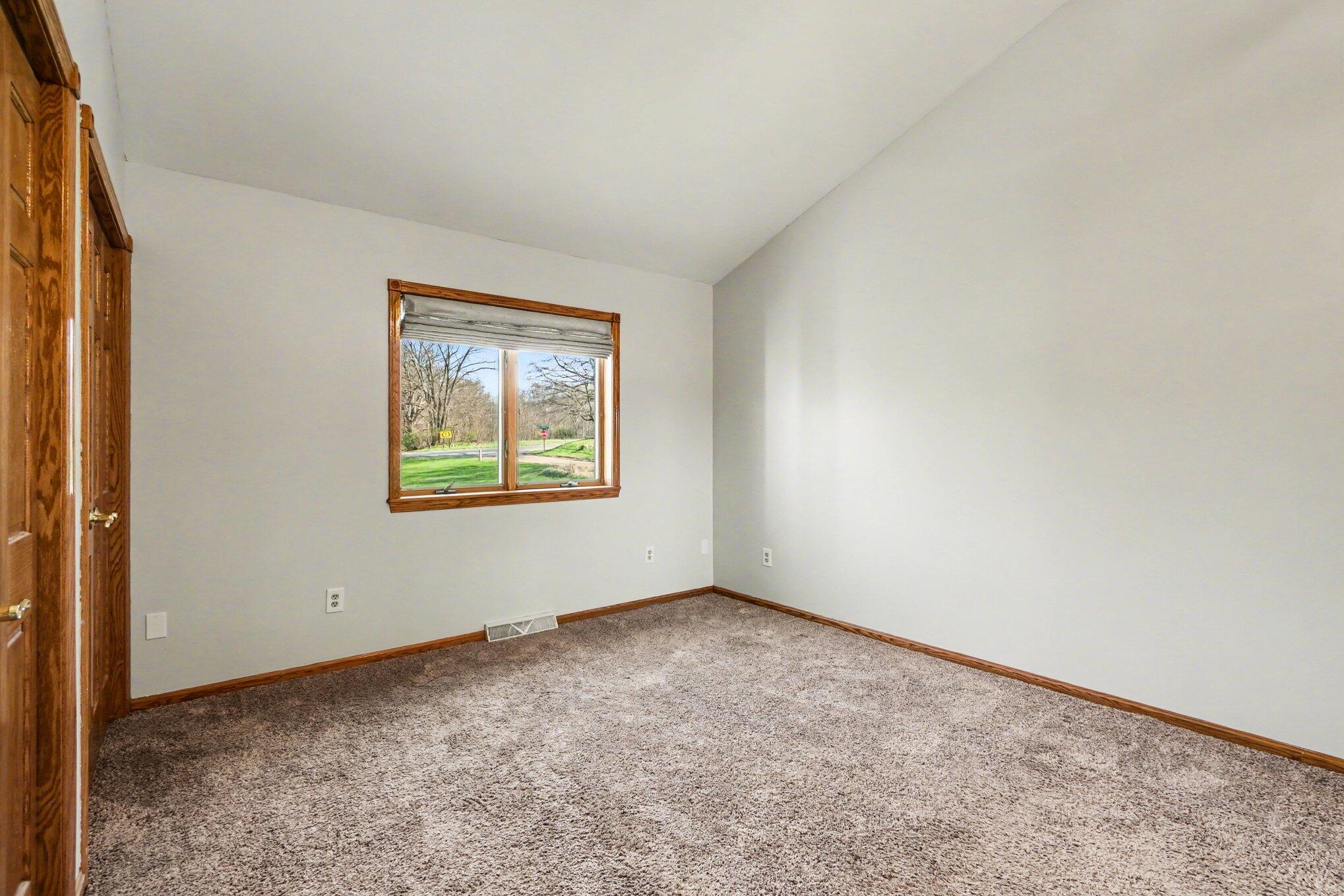 3214 7th Street Wayland, MI 49348 - Photo 16 of 45 017_file_8621