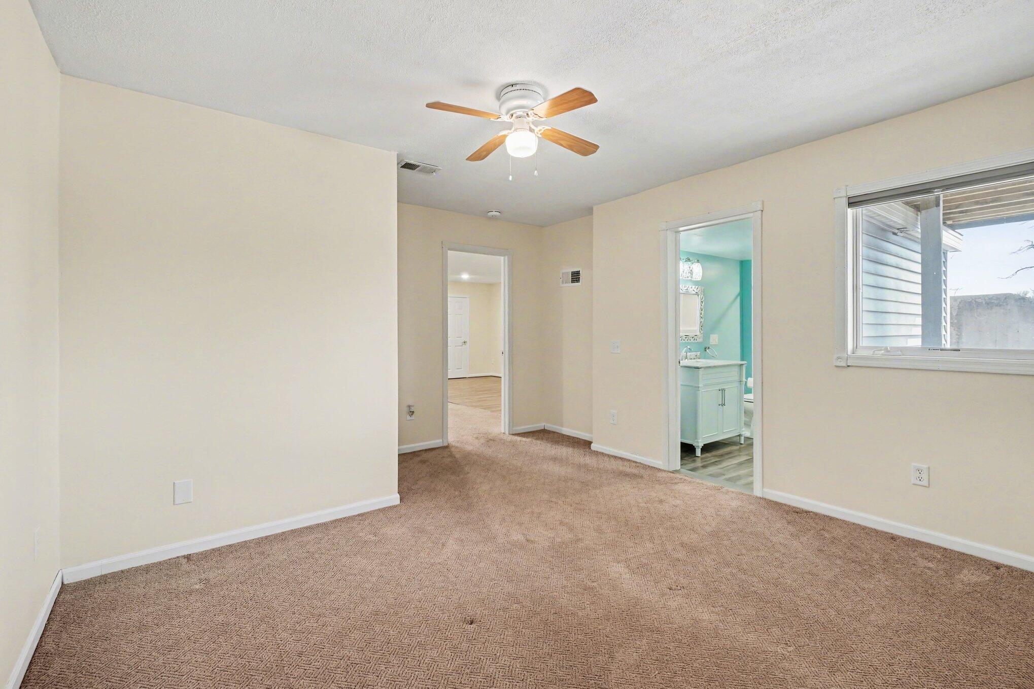 3214 7th Street Wayland, MI 49348 - Photo 19 of 45 020_file_8922