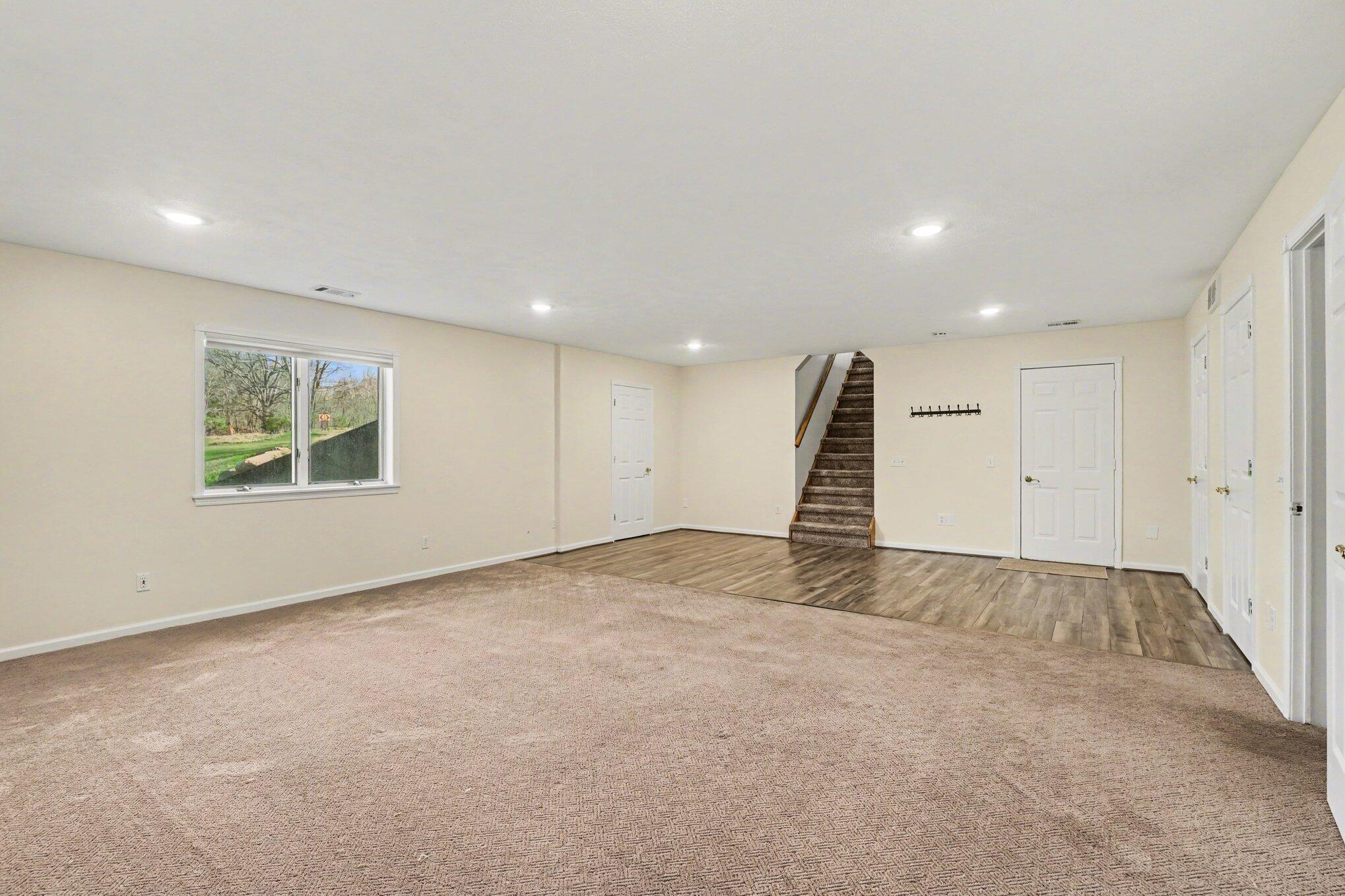 3214 7th Street Wayland, MI 49348 - Photo 23 of 45 027_file_7091