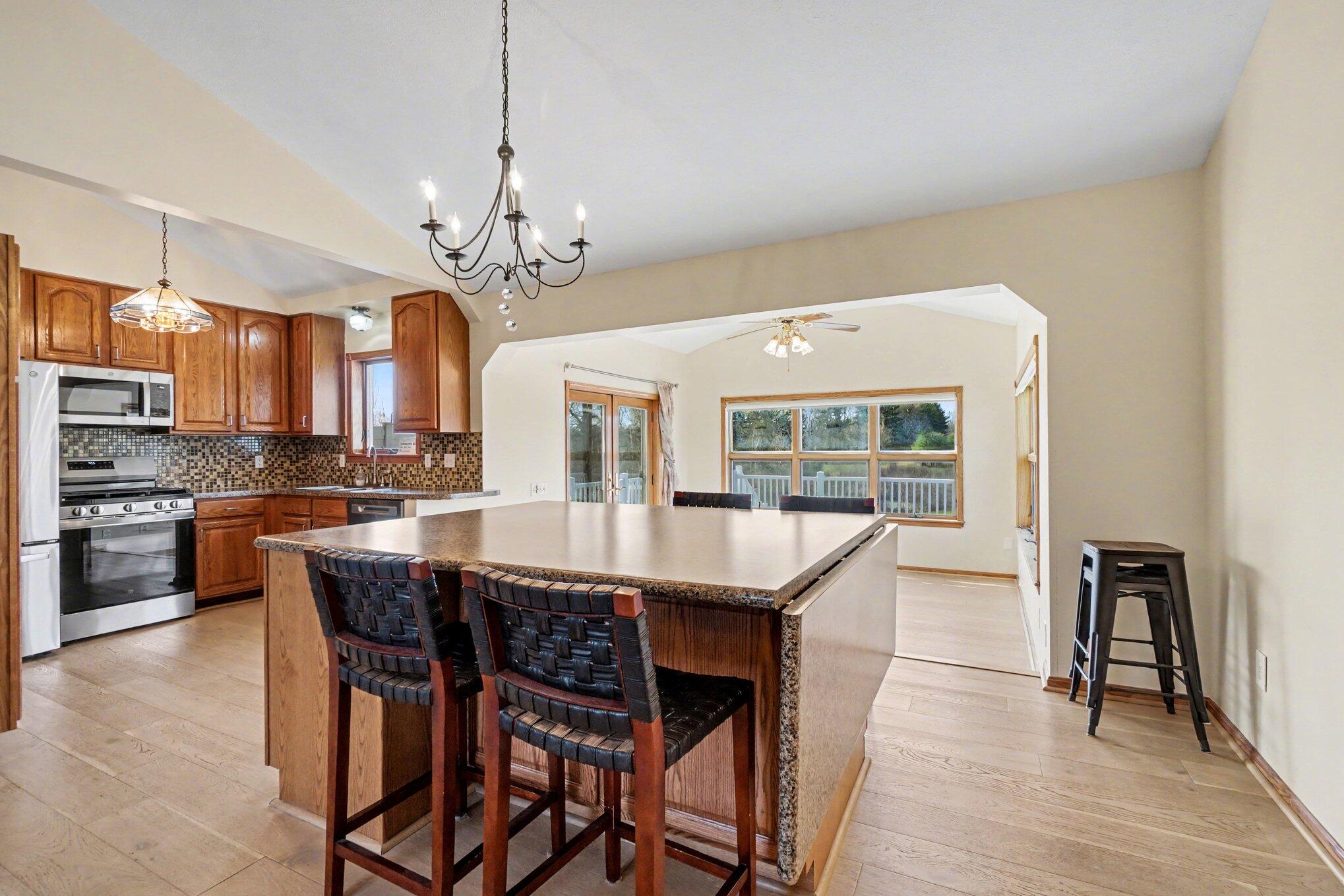 3214 7th Street Wayland, MI 49348 - Photo 8 of 45 010_file_7767
