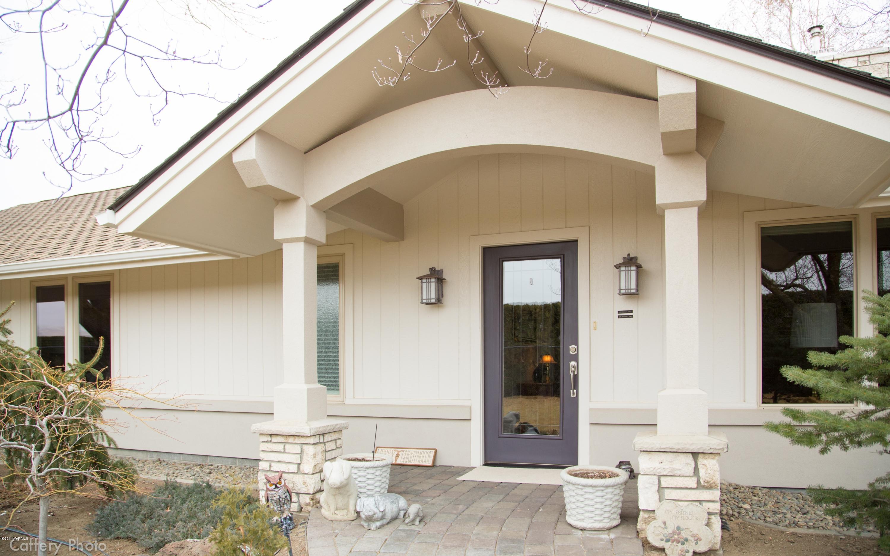 1271 Lateral B Road Wapato, WA 98951 - Photo 2 of 32 a house view with a outdoor space