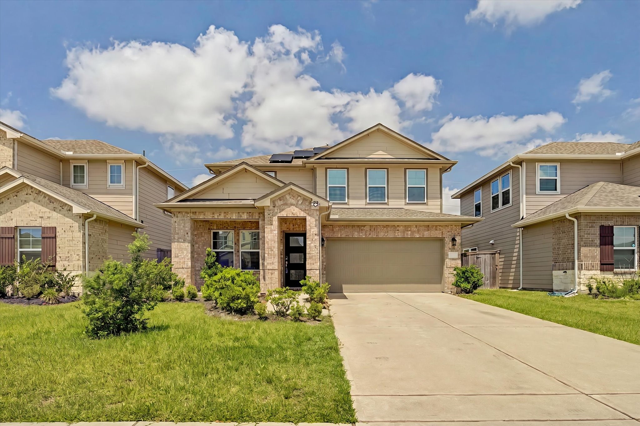 6918 Lebec Drive Rosharon, TX 77583 - Photo 2 of 48