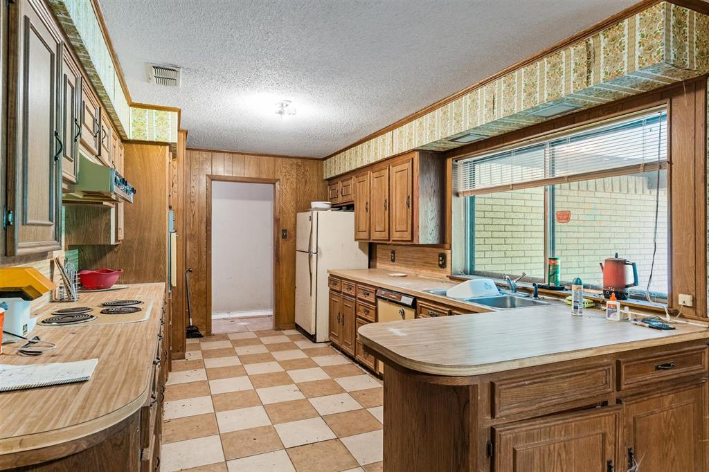 136 County Road 2121 Canton, TX 75103 - Photo 19 of 26