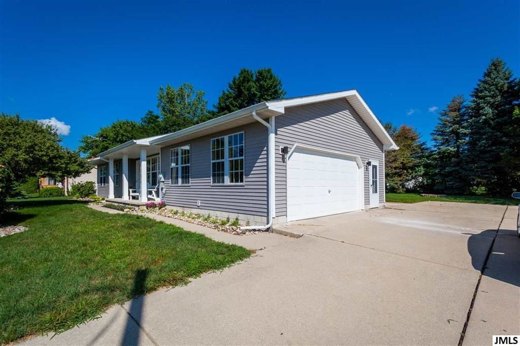 10623 Hewitt Road Brooklyn, MI 49230 - Photo 2 of 27 Photo 2