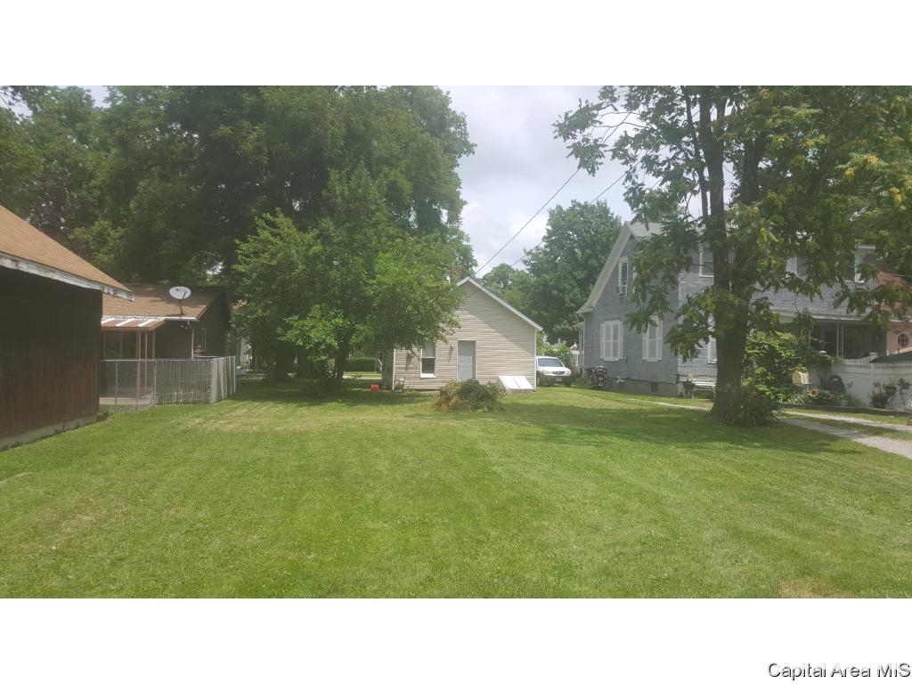1121 Pulaski Street Lincoln, IL 62656 - Photo 12 of 14