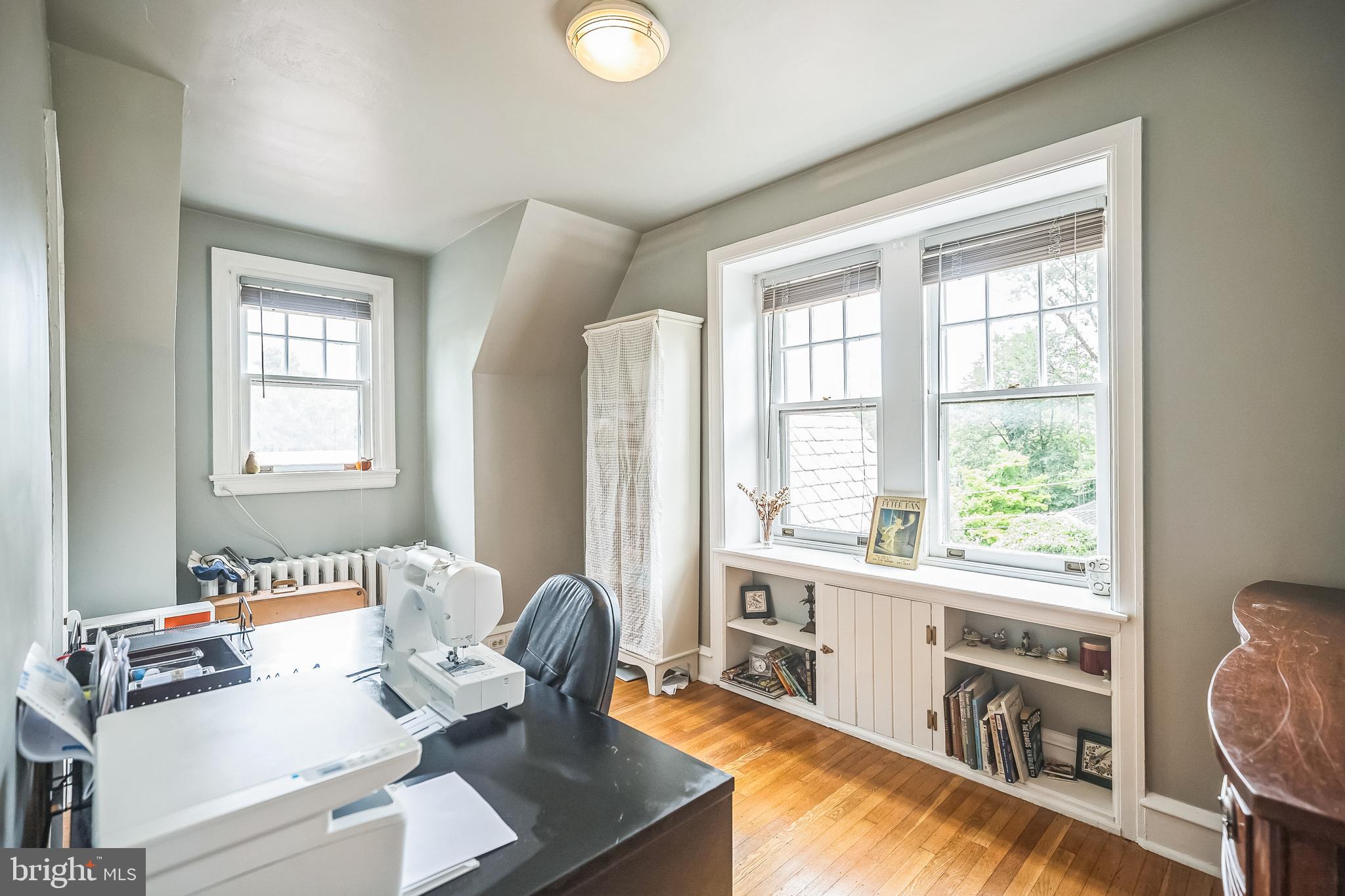 102 Maple Avenue Wyncote, PA 19095 - Photo 22 of 30 a workspace with furniture and a window