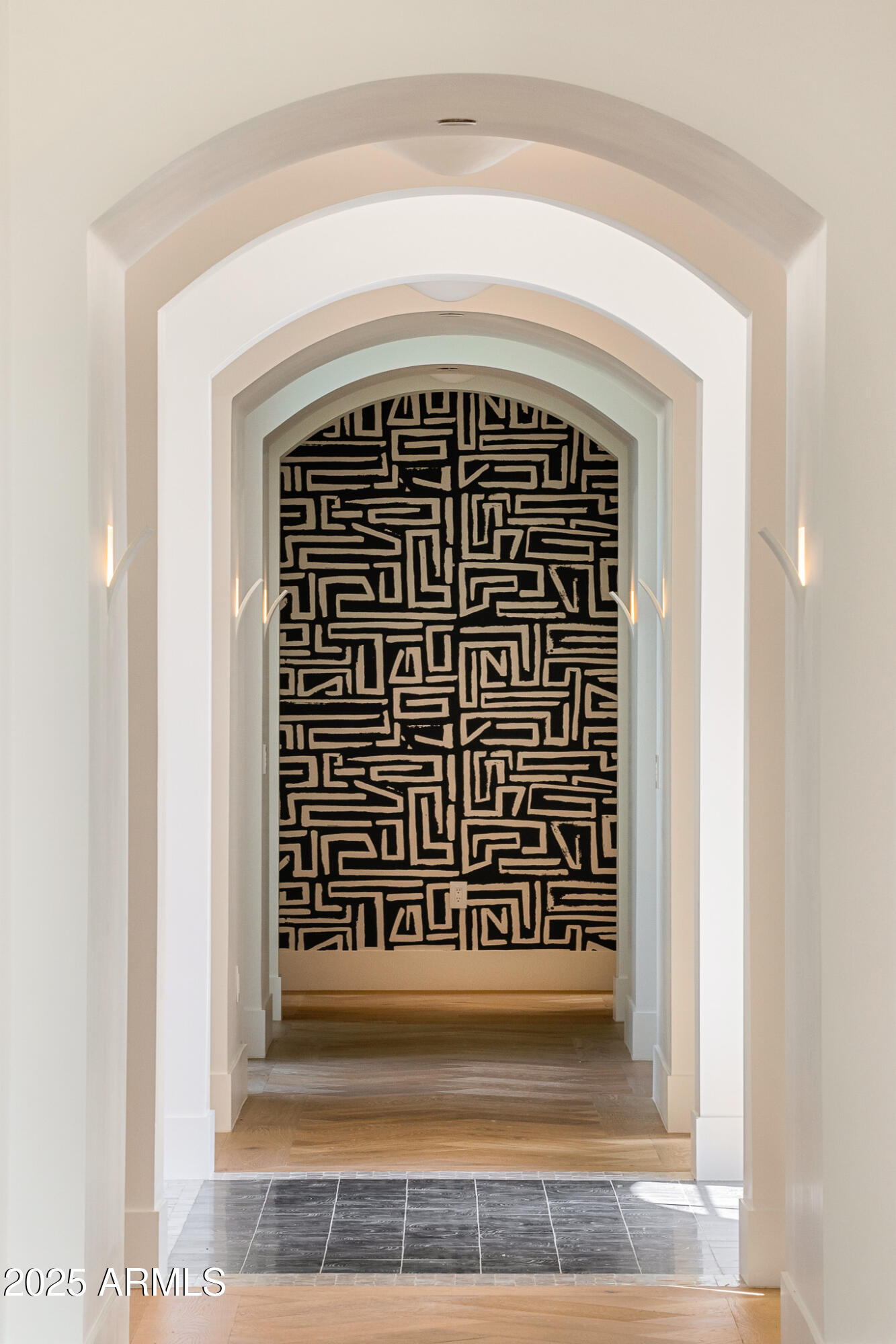 6126 East Joshua Tree Lane Paradise Valley, AZ 85253 - Photo 20 of 35 Hallway/Scones Detail