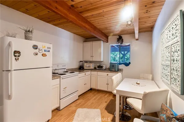 $549,900 | 28975 Alder Terrace, Cedar Glen, CA 92321