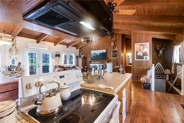 $549,900 | 28975 Alder Terrace, Cedar Glen, CA 92321